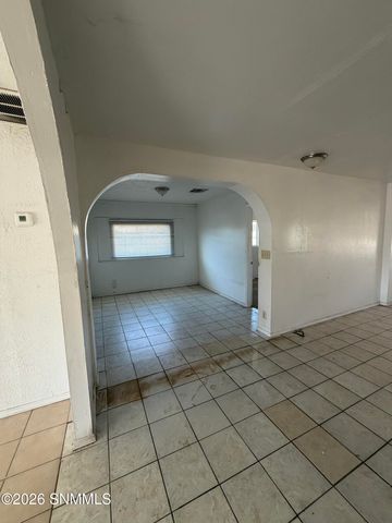 1301 Lees Drive, Las Cruces, NM 88001