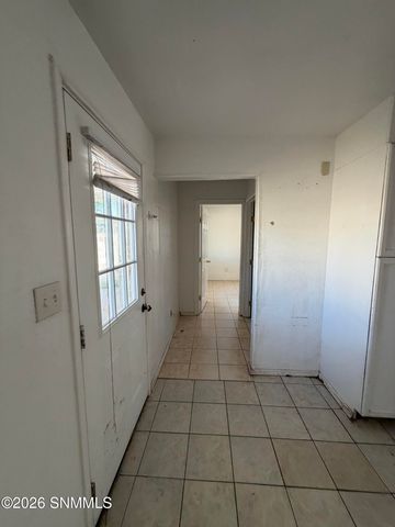 1301 Lees Drive, Las Cruces, NM 88001