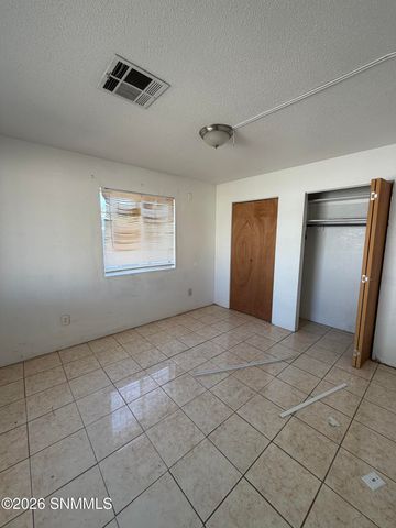 1301 Lees Drive, Las Cruces, NM 88001