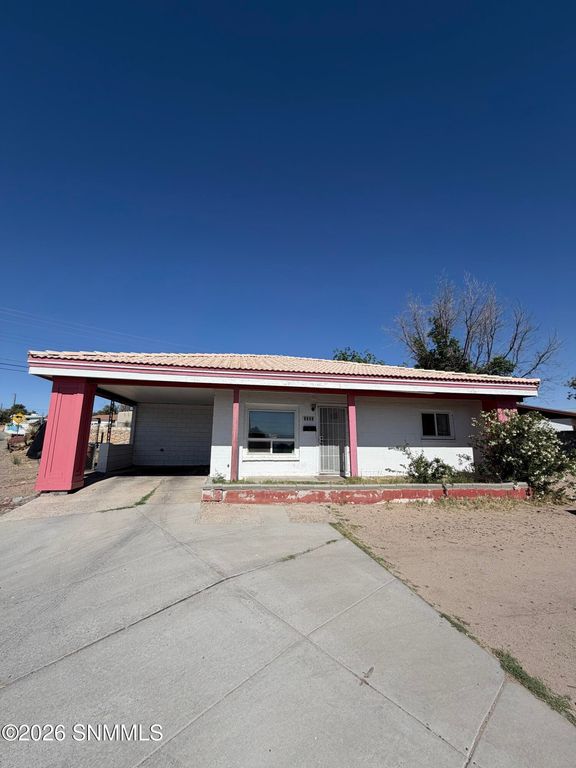 1301 Lees Drive, Las Cruces, NM 88001