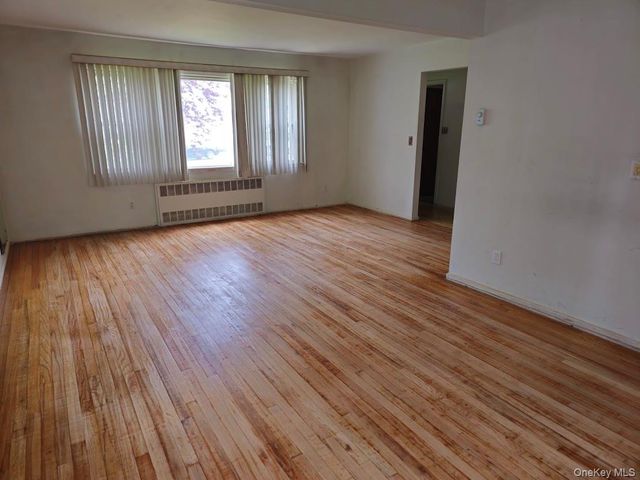 107 Union Avenue, Lynbrook, NY 11563