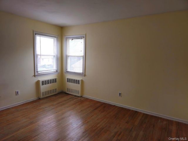 107 Union Avenue, Lynbrook, NY 11563