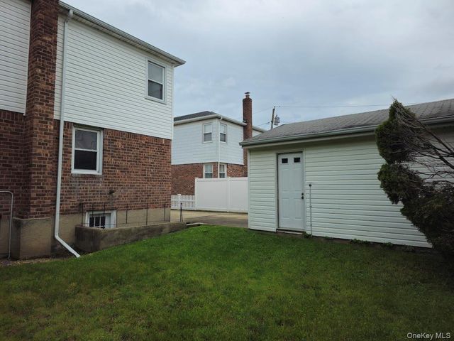 107 Union Avenue, Lynbrook, NY 11563