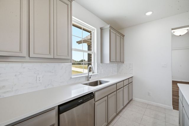 1009 Northern Oaks Court, Springtown, TX 76082