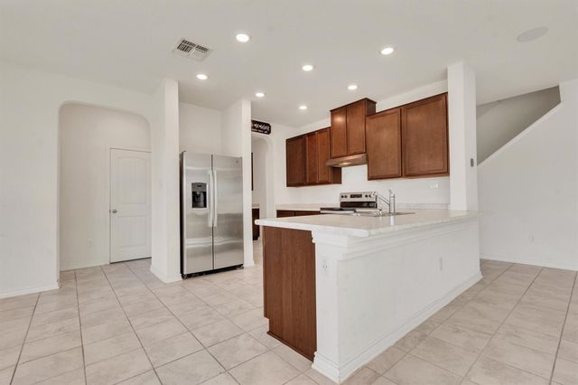 401 Briarfield DR, Seguin, TX 78155