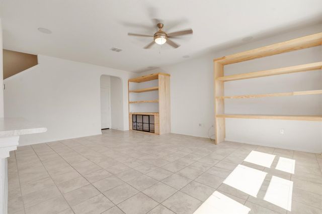 401 Briarfield DR, Seguin, TX 78155