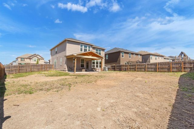 401 Briarfield DR, Seguin, TX 78155