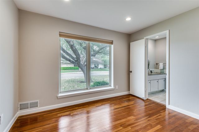 3228 Regent Drive, Dallas, TX 75229