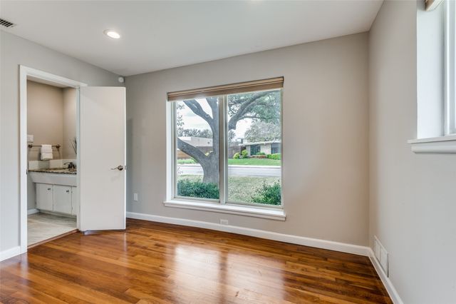 3228 Regent Drive, Dallas, TX 75229