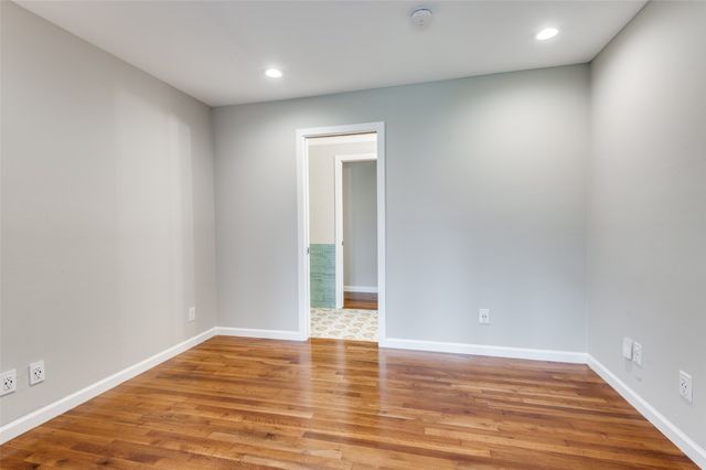 3228 Regent Drive, Dallas, TX 75229