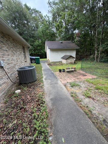 6173 W Adams Street, Bay Saint Louis, MS 39520