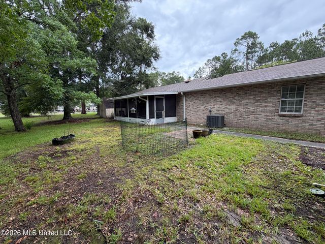 6173 W Adams Street, Bay Saint Louis, MS 39520
