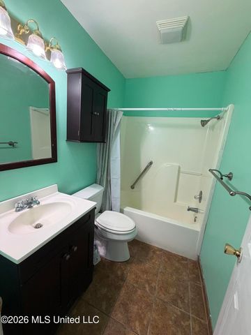 6173 W Adams Street, Bay Saint Louis, MS 39520