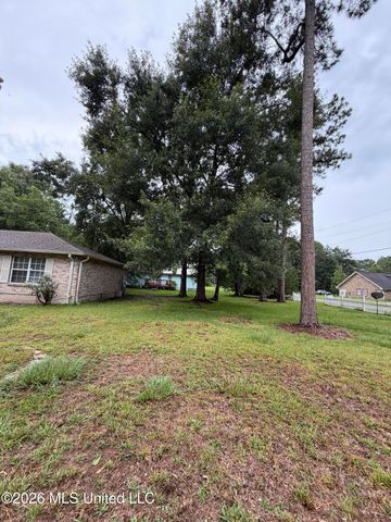 6173 W Adams Street, Bay Saint Louis, MS 39520