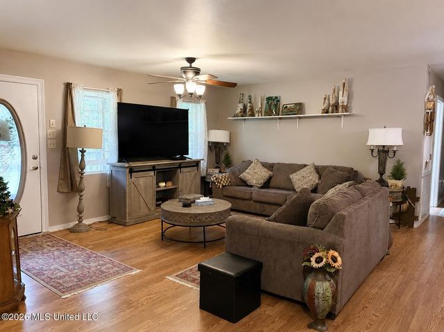 6173 W Adams Street, Bay Saint Louis, MS 39520