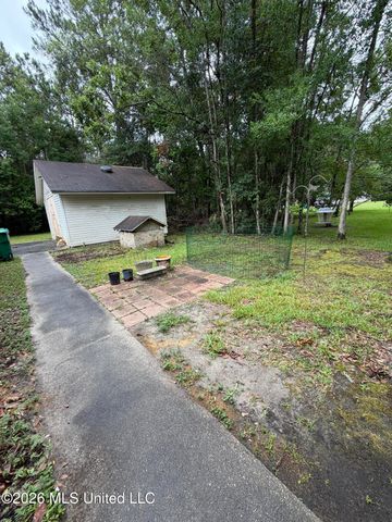 6173 W Adams Street, Bay Saint Louis, MS 39520