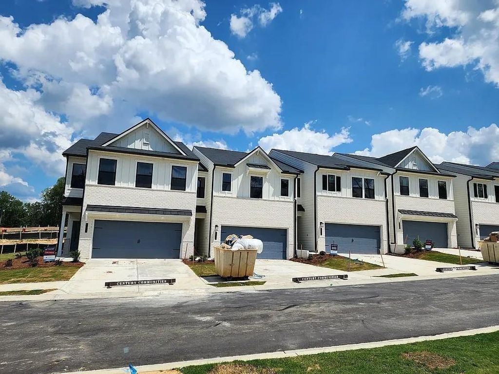 971 Sutherland Lane, Lawrenceville, GA 30043