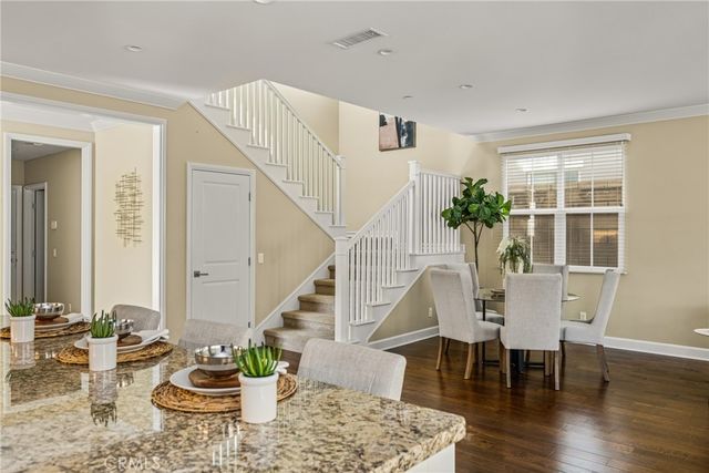 112 Mangrove Banks, Irvine, CA 92620