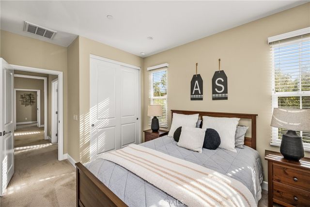 112 Mangrove Banks, Irvine, CA 92620