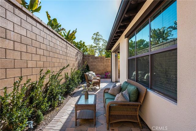 112 Mangrove Banks, Irvine, CA 92620