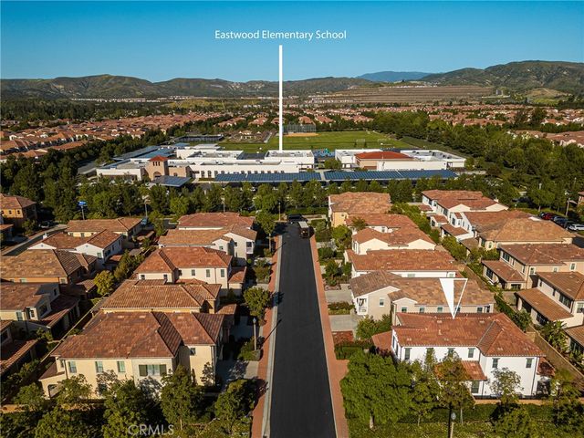 112 Mangrove Banks, Irvine, CA 92620