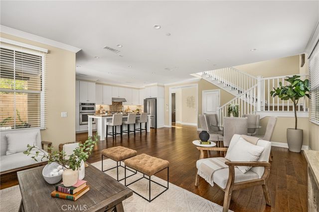 112 Mangrove Banks, Irvine, CA 92620