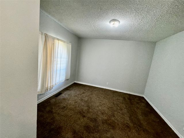 11552 E 27th Court, Tulsa, OK 74129
