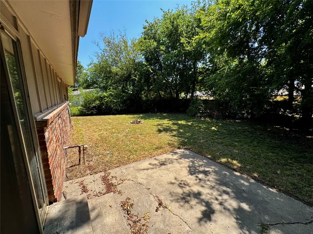 11552 E 27th Court, Tulsa, OK 74129