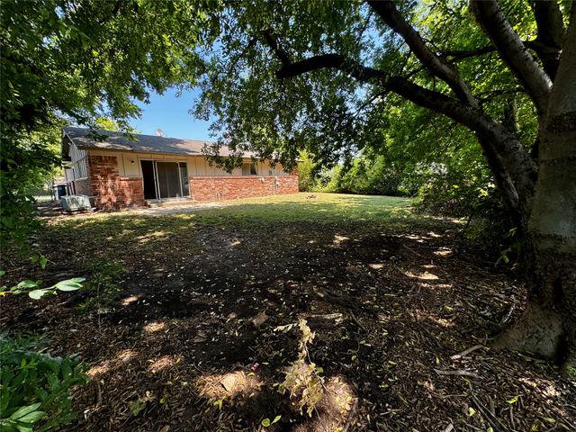 11552 E 27th Court, Tulsa, OK 74129