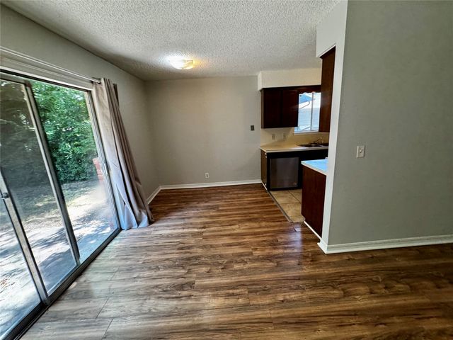 11552 E 27th Court, Tulsa, OK 74129