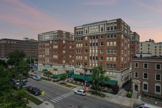 1028 E Juneau AVENUE #825-26, Milwaukee, WI 53202