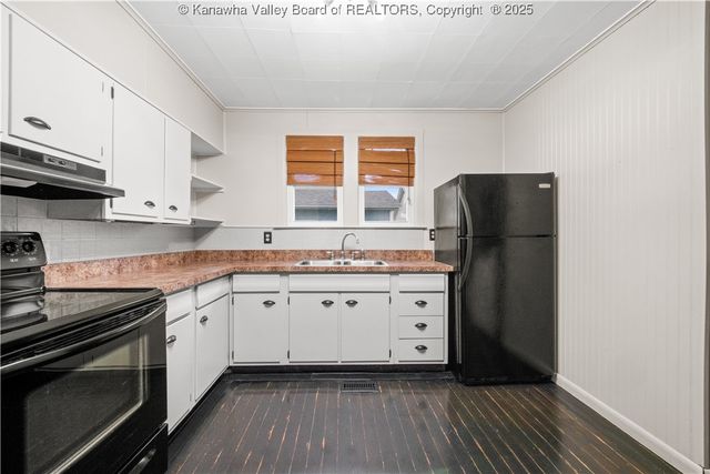 1628 16th Street, Nitro, WV 25143