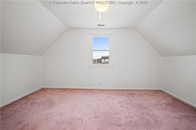 1628 16th Street, Nitro, WV 25143