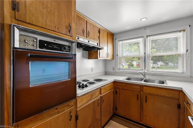 1216 Olive RD, Virginia Beach, VA 23464