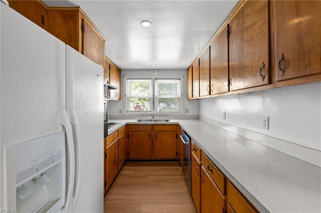 1216 Olive RD, Virginia Beach, VA 23464