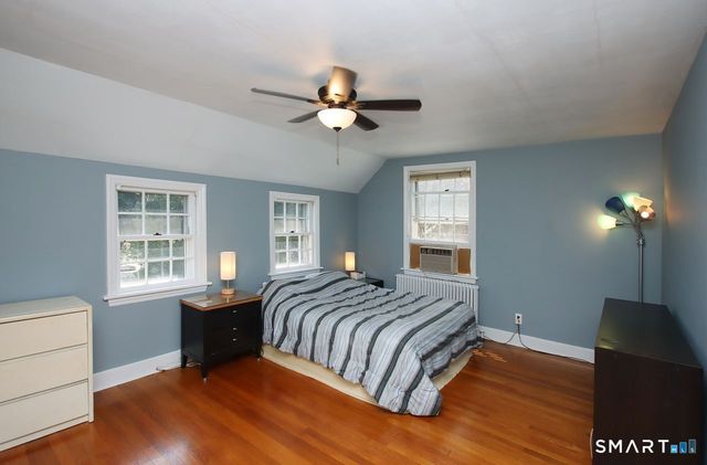 1670 Hartford Turnpike, North Haven, CT 06473