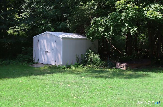 1670 Hartford Turnpike, North Haven, CT 06473