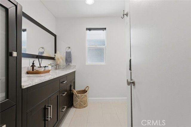 20183 Allentown Drive, Woodland Hills (los Angeles), CA 91364