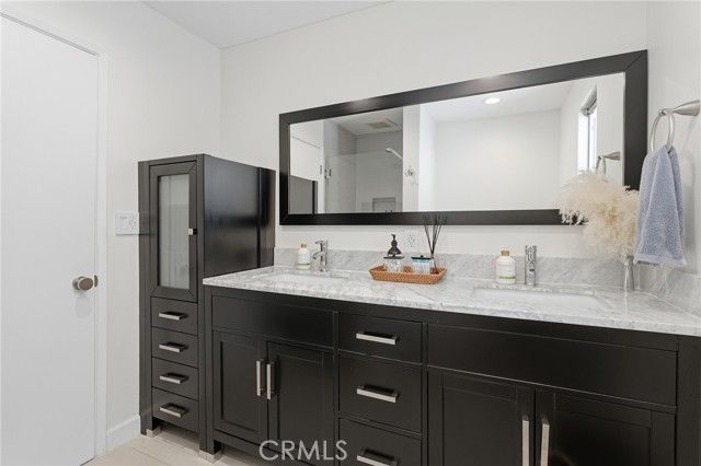 20183 Allentown Drive, Woodland Hills (los Angeles), CA 91364