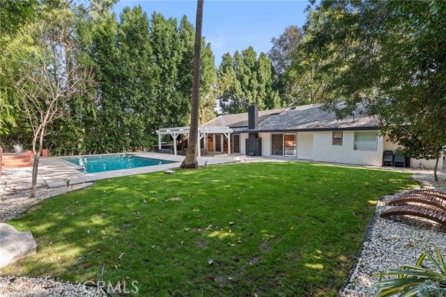 20183 Allentown Drive, Woodland Hills (los Angeles), CA 91364