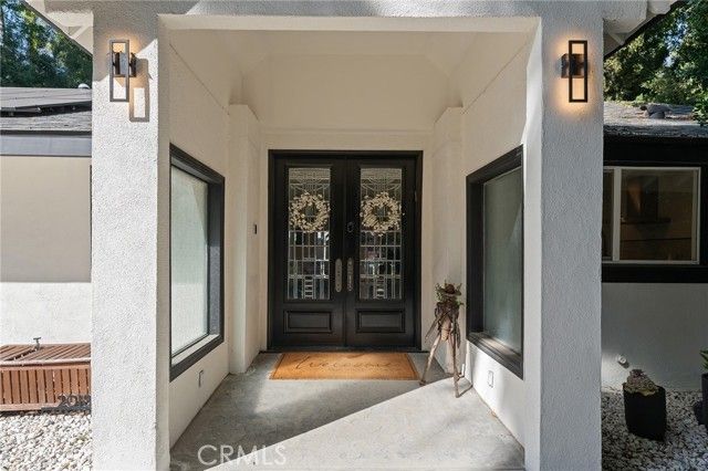 20183 Allentown Drive, Woodland Hills (los Angeles), CA 91364