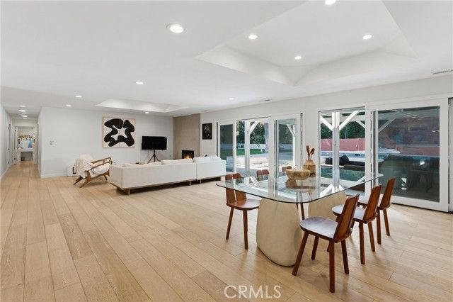 20183 Allentown Drive, Woodland Hills (los Angeles), CA 91364