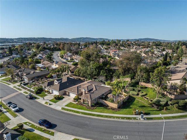351 Spur Trail Avenue, Walnut, CA 91789