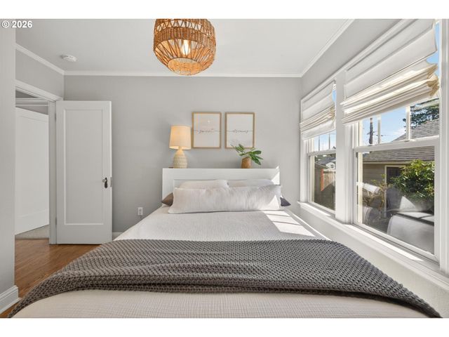 615 E 31ST St, Vancouver, WA 98663