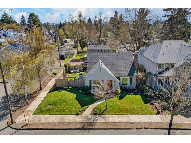 615 E 31ST St, Vancouver, WA 98663