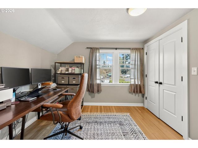 615 E 31ST St, Vancouver, WA 98663