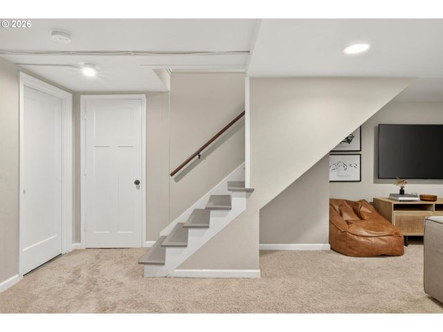 615 E 31ST St, Vancouver, WA 98663