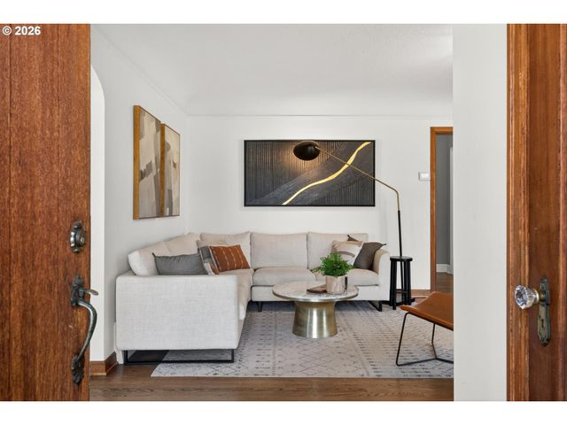 615 E 31ST St, Vancouver, WA 98663