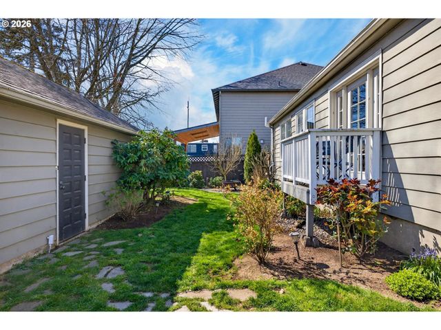 615 E 31ST St, Vancouver, WA 98663