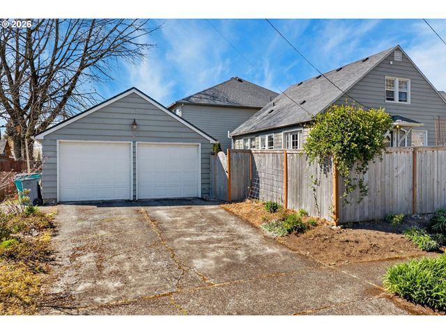 615 E 31ST St, Vancouver, WA 98663